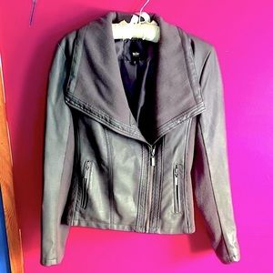 ✨Mossimo Jacket✨